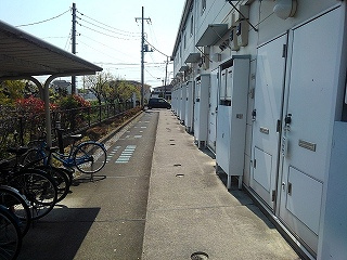レオパレス下館小川の玄関