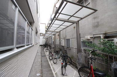 【その他共用部分】 | ルナ・ソレイユ近江堂 | 駐輪場