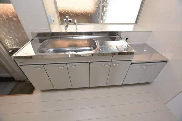 【キッチン】 | 知古戸建て