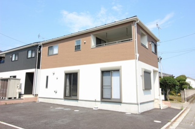 【外観】 | 太田市堀口町　中古戸建 | 水廻りがまとまっていて家事効率の良い間取りの4LDK中古戸建☆