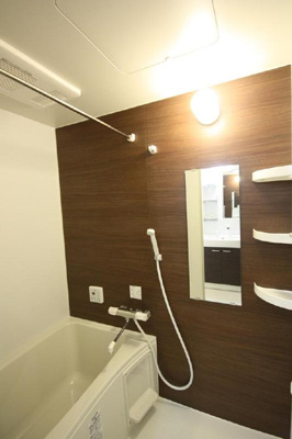 【浴室】 | SMILEAX吉塚(スマイラックスヨシヅカ) | 別号室の写真になります。現況優先。