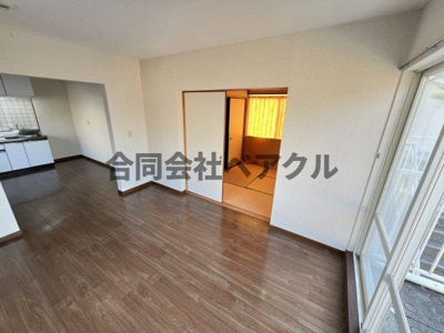 【居間・リビング】 | ジョリー三井寺