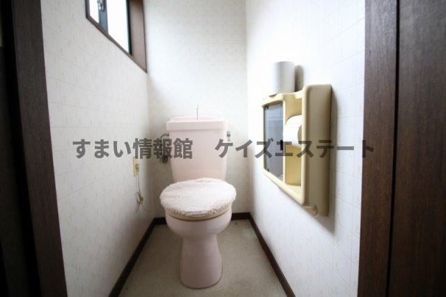【トイレ】 | 太田市安良岡町　診療所併用中古戸建 | 控室トイレ☆