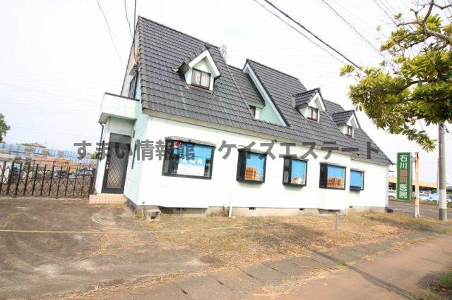 【外観】 | 太田市安良岡町　診療所併用中古戸建 | 約255坪の広々とした敷地に4LDK診療所併用中古戸建☆