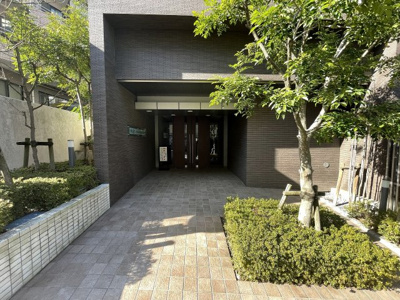 【エントランス】 | プレシス鷺沼ヒルズ | エントランス部分です。