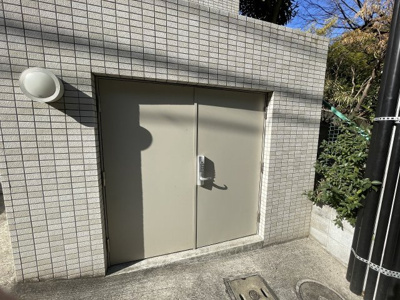 【その他共用部分】 | プレシス鷺沼ヒルズ | ゴミ置場です。