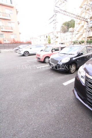 麻生川の駐車場