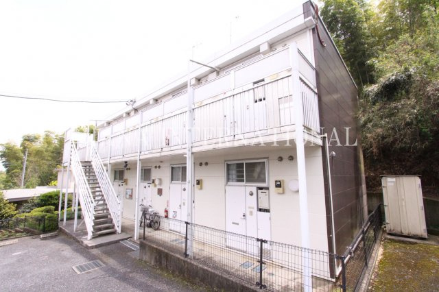 クレストの外観