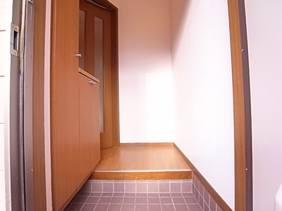 【玄関】 | レジデンス美山台