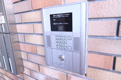 【エントランス】 | メゾンドアヴニール星ヶ丘