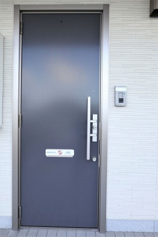 カーサ・ア・コルテ　Ⅰの玄関