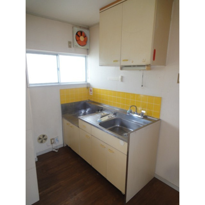 【キッチン】 | エステートピア葉山B | お料理しやすいキッチンです