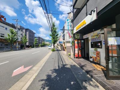 アークハイツ嵯峨嵐山の周辺|前面道路