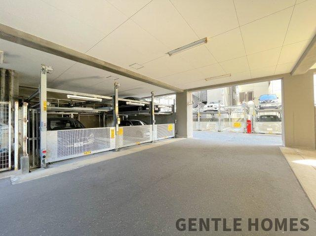 のむら西新アーバンステイツの駐車場