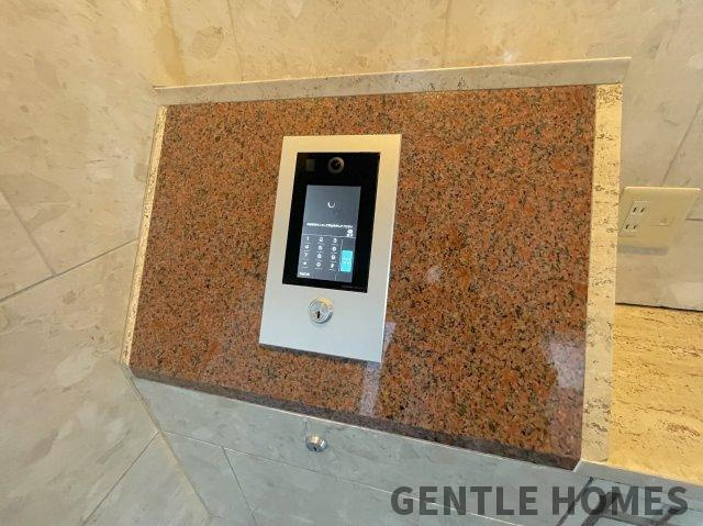 のむら西新アーバンステイツのエントランス