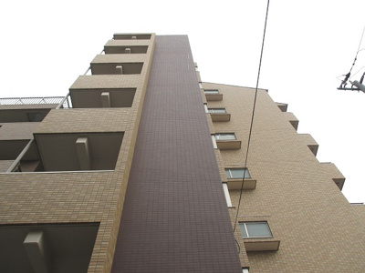 【外観】 | マリンズ淡路 | 外壁タイル張りのお洒落なマンションです