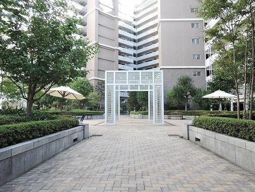 グランアルト加賀のその他共用部分|敷地内広場