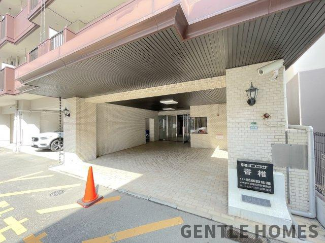 朝日プラザ香椎のエントランス