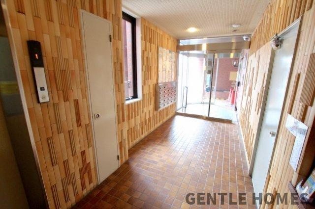 ライオンズマンション桜坂のエントランス