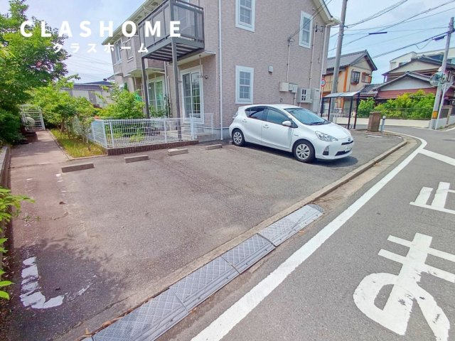 カーサ・フィオーレ　　刈谷市近郊の賃貸ならクラスホーム刈谷店の駐車場