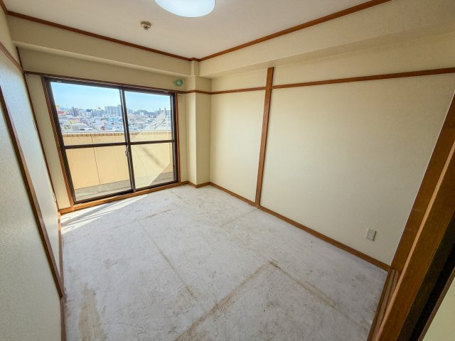 ハイグレード泉尾の和室