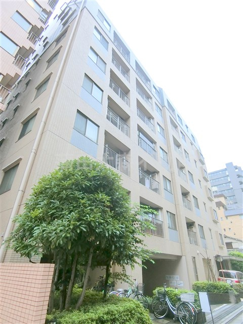 クレッセント西蒲田の外観|外観　2002年3月築　RC鉄筋コンクリート造地上10階建て総戸数67戸のファミリータイプ分譲賃貸マンション　東京都大田区西蒲田7丁目　JR京浜東北線蒲田駅、東急池上線蓮沼駅近
