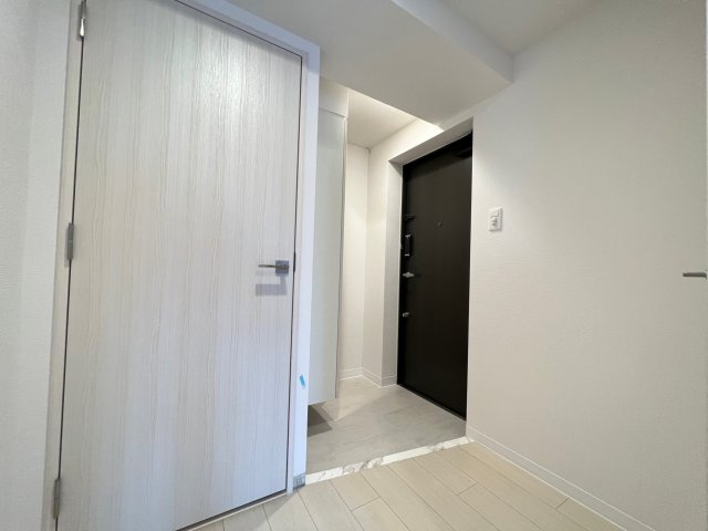 エスリードレジデンス本町パークフロントの玄関