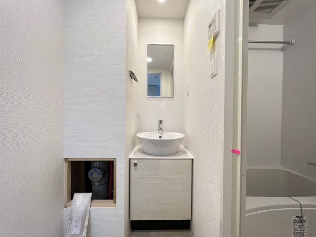 エスリードレジデンス本町パークフロントの独立洗面台