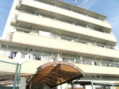 ニューシャトー東山