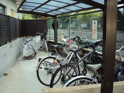 ニューシャトー東山の駐車場|駐輪場