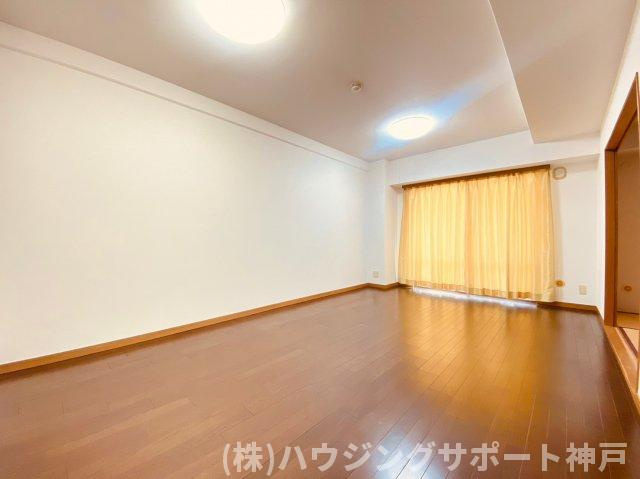 ラ・フォルテ西神中央1番館の居間・リビング