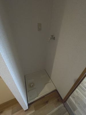 【設備】 | エルカスティージョ | 室内洗濯機置き場です