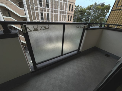 【バルコニー】 | エルカスティージョ | お洗濯にも便利なバルコニー付き