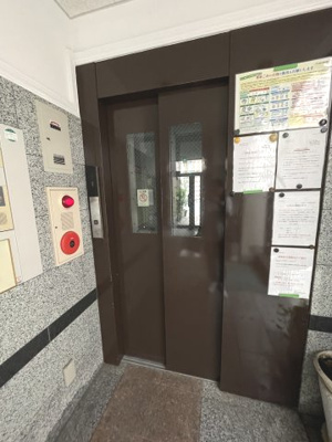 【その他共用部分】 | エルカスティージョ | エレベーターがあります