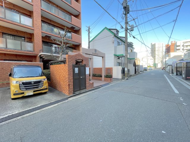 ロマネスク室見の周辺