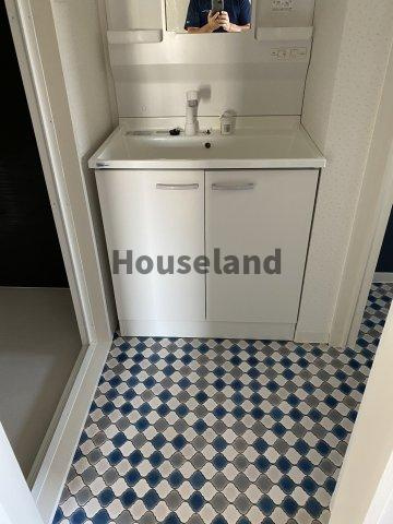 千ビルの洗面所