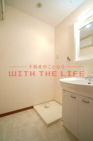 ロッヂングスオーク【キャッシュバック対象物件】の洗面所|コンパクトで使いやすい洗面所