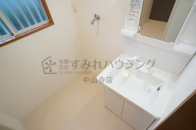 バーゴラウンドハイツの洗面所