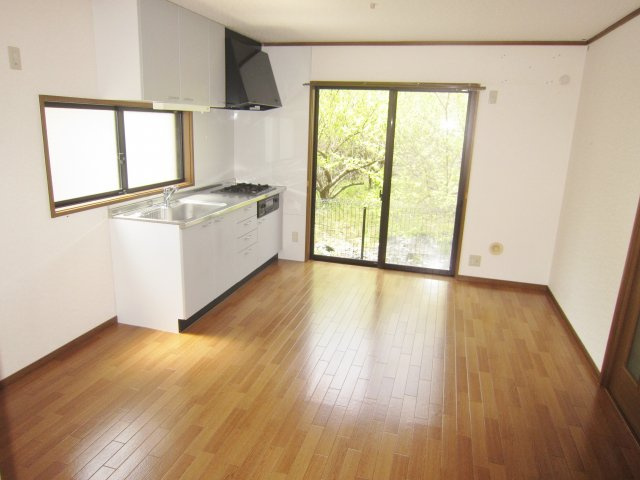 レジデンスせせらぎの居間・リビング