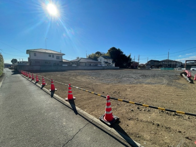 【前面道路含む現地写真】 | 太田市東長岡町　土地　F区画
