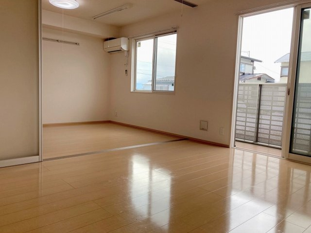 D-room﨔　B棟の居間・リビング
