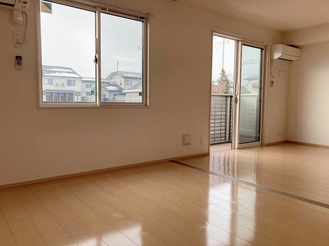D-room﨔　B棟の居間・リビング