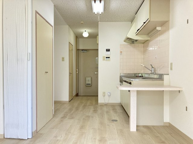 ファミーユ中桜田のキッチン|別室写真