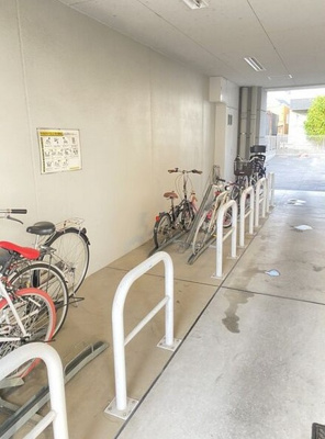 【駐車場】 | プレミアマルシェ白壁 | ★駐輪場