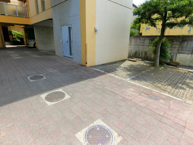 DON喜訪邸の周辺