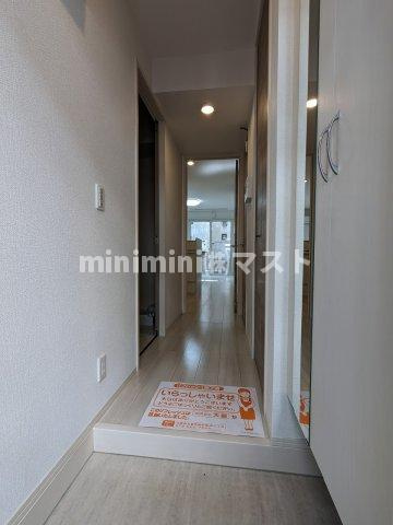 メゾン田中-海老江の玄関