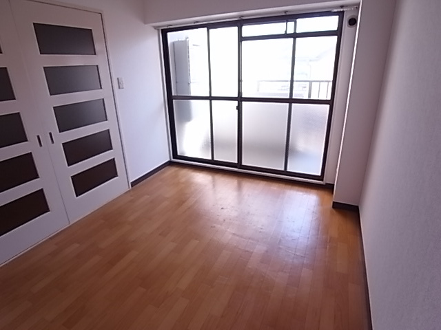 ベルトピア塩屋Iの居間・リビング