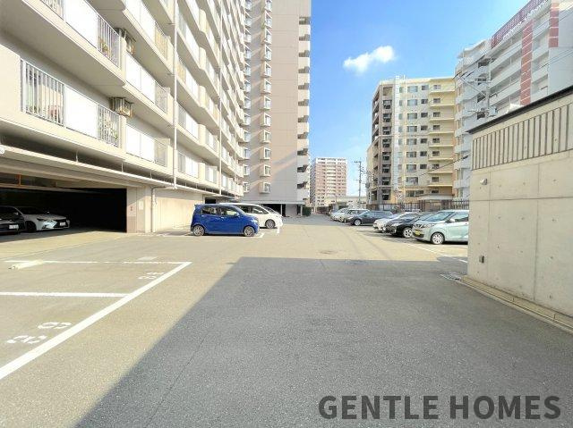 サンライフ香椎　B棟の駐車場