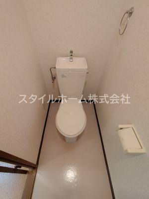 【トイレ】 | グランデージSｕｚｕｒａｎ | 別部屋写真です。