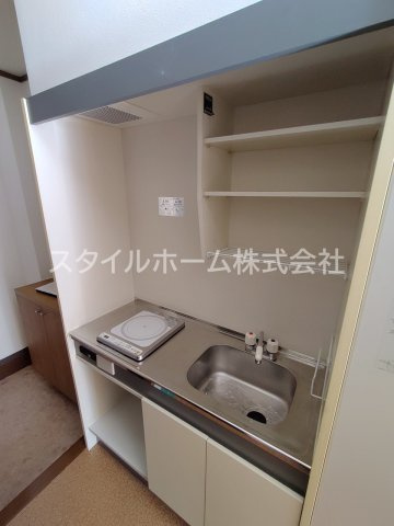 【キッチン】 | グランデージSｕｚｕｒａｎ | 別部屋写真です。